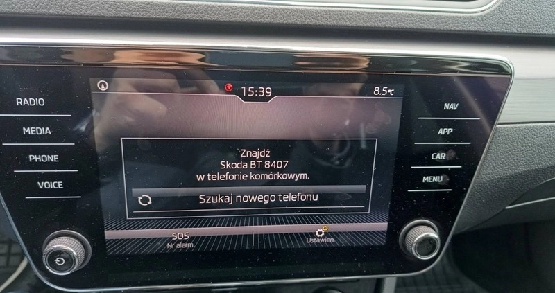 Skoda Superb cena 99900 przebieg: 121100, rok produkcji 2019 z Szczecin małe 596